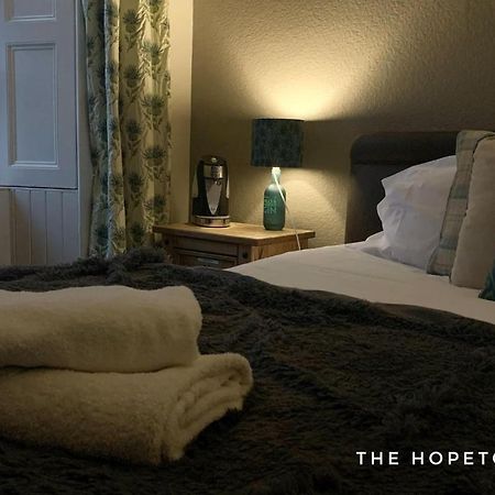 The Hopetoun Arms Hotel Leadhills Exterior foto