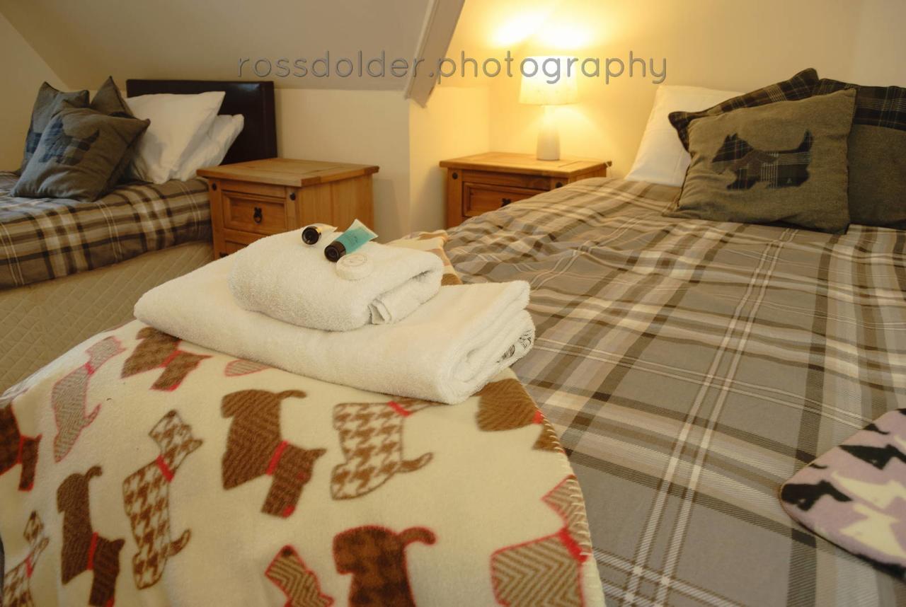 The Hopetoun Arms Hotel Leadhills Exterior foto